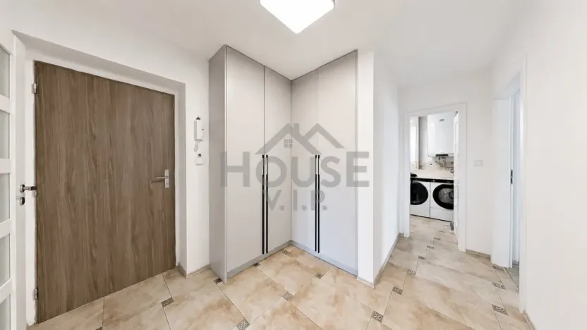 Prodej bytu 3+kk, Břežany II, 64 m2