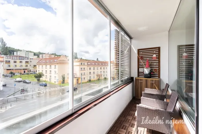 Pronájem bytu 2+kk, Praha - Vysočany, Skloněná, 58 m2