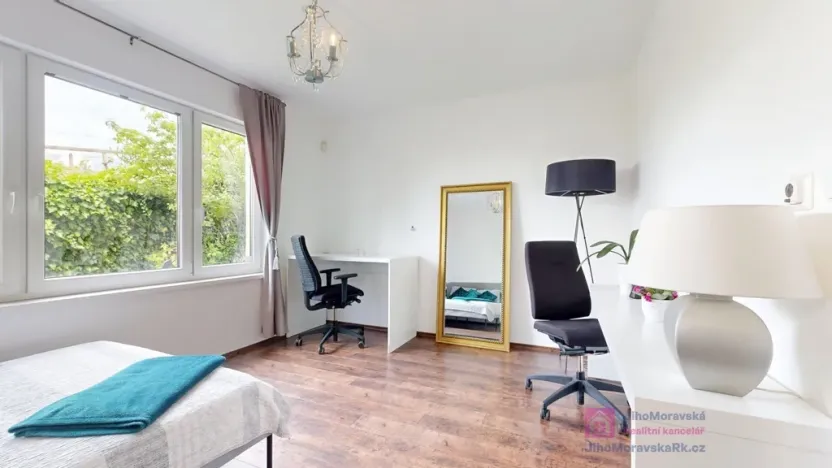 Prodej rodinného domu, Valtice, Lipová, 1211 m2