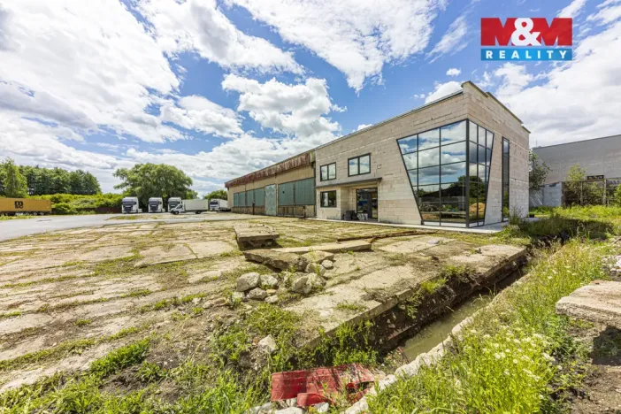 Prodej komerčního pozemku, Kutná Hora, Vítězná, 30242 m2