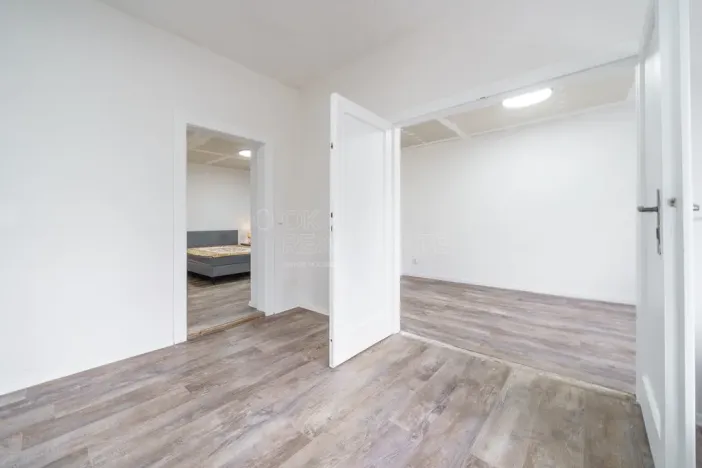 Prodej bytu 4+1, Karlovy Vary, Kosmonautů, 84 m2