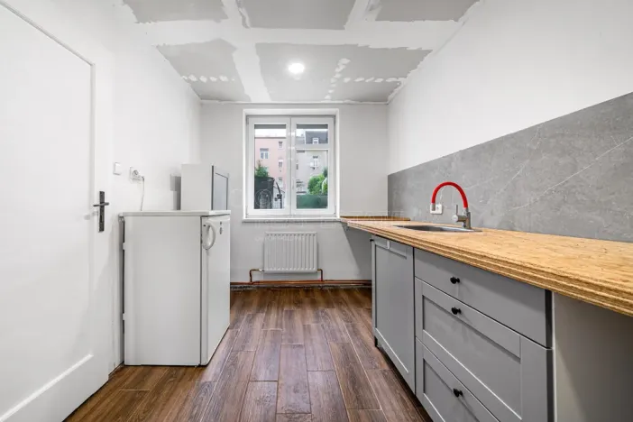 Prodej bytu 4+1, Karlovy Vary, Kosmonautů, 84 m2