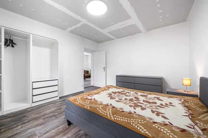 Prodej bytu 4+1, Karlovy Vary, Kosmonautů, 84 m2