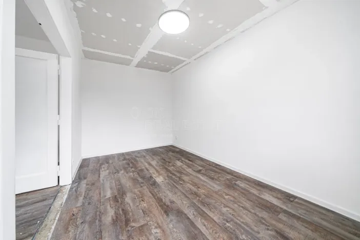 Prodej bytu 4+1, Karlovy Vary, Kosmonautů, 84 m2