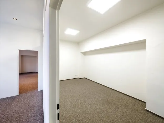 Pronájem obchodního prostoru, Praha - Vysočany, Pod pekárnami, 78 m2