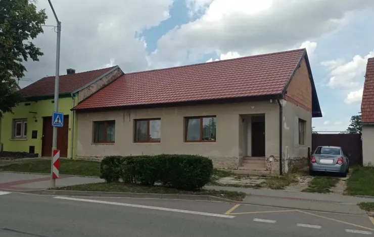 Prodej rodinného domu, Drnholec, nám. Svobody, 170 m2