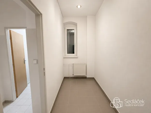 Pronájem komerční nemovitosti, Sokolov, Nádražní, 85 m2