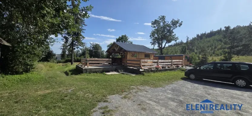 Prodej komerčního pozemku, Petrovice, 442 m2