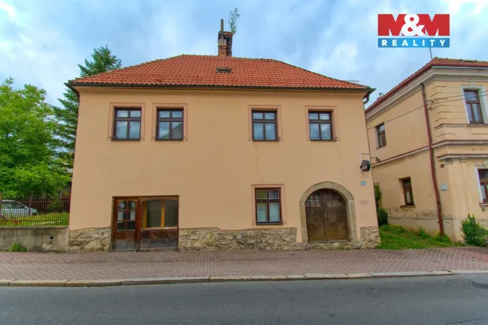 Prodej obchodního prostoru, Příbor, Místecká, 308 m2