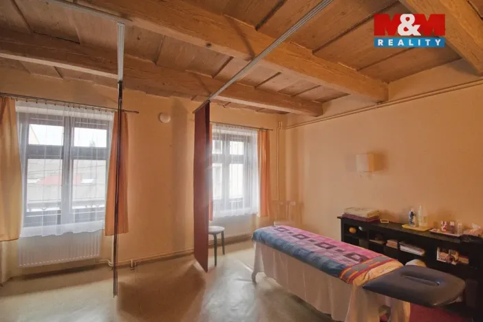 Prodej obchodního prostoru, Příbor, Místecká, 308 m2