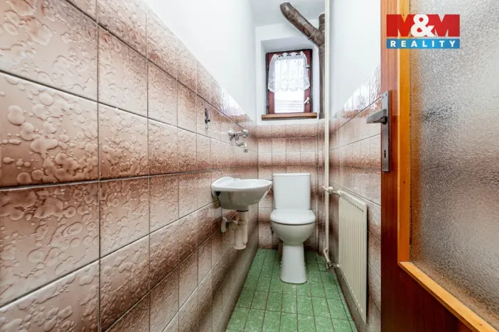 Prodej chalupy, Svratka, Partyzánská, 160 m2