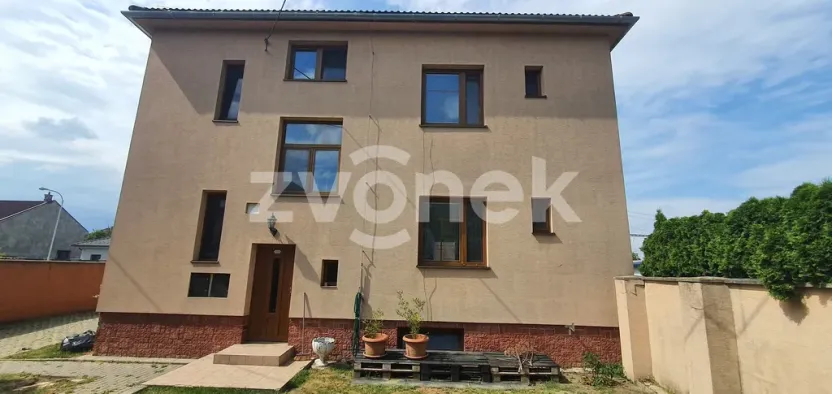 Prodej rodinného domu, Tlumačov, Nádražní, 250 m2