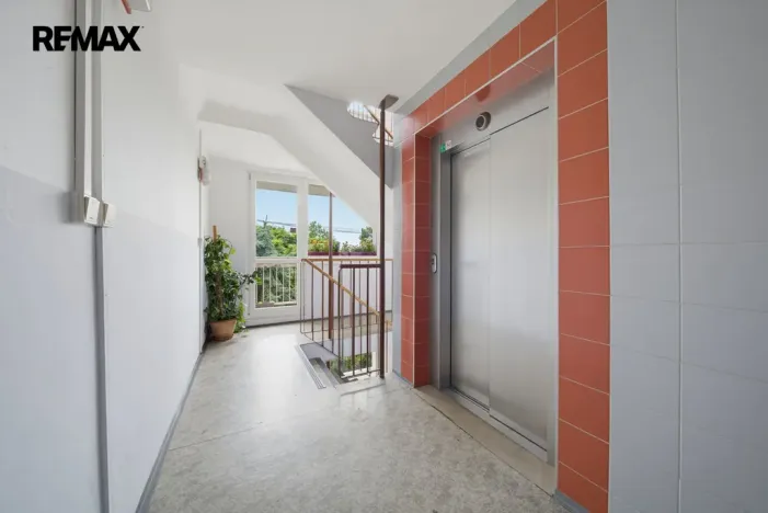 Prodej bytu 2+kk, Praha - Horní Počernice, Tlustého, 49 m2