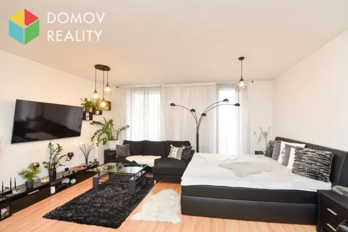 Pronájem bytu 1+kk, Beroun - Beroun-Město, K Dubu, 38 m2