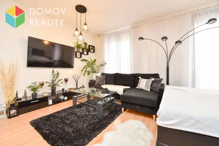 Pronájem bytu 1+kk, Beroun - Beroun-Město, K Dubu, 38 m2