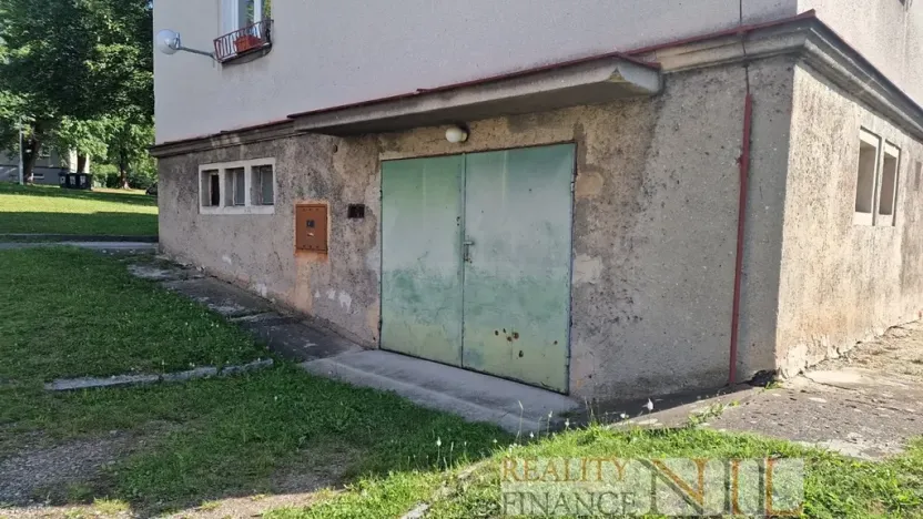Pronájem bytu 2+kk, Tlučná, V Rybníčkách, 52 m2