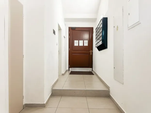 Pronájem bytu 2+kk, Praha - Žižkov, Jeronýmova, 40 m2