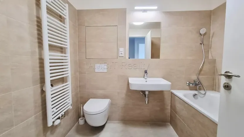 Pronájem bytu 2+kk, Praha - Modřany, Mezi vodami, 70 m2
