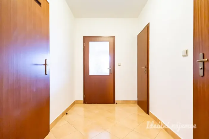 Pronájem bytu 2+kk, Praha - Bohnice, Ústavní, 55 m2