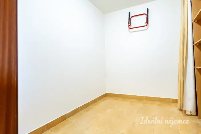 Pronájem bytu 2+kk, Praha - Bohnice, Ústavní, 55 m2
