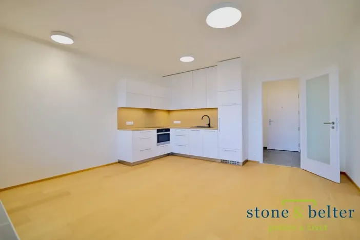 Pronájem bytu 1+kk, Praha - Malešice, Azzoniho, 36 m2