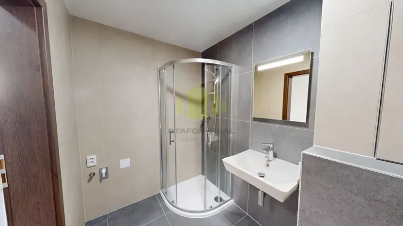 Pronájem bytu 2+kk, Olomouc, Topolová, 52 m2