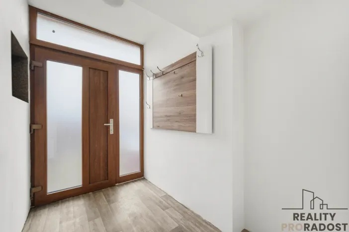 Prodej rodinného domu, Bukovina nad Labem, 190 m2