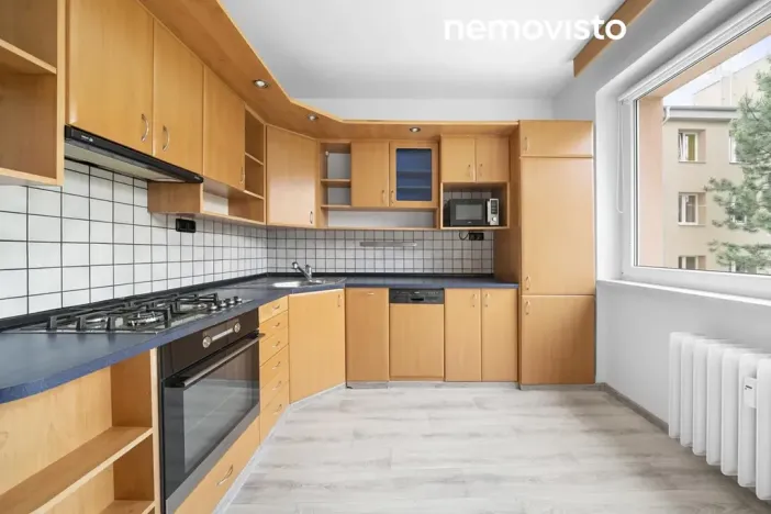 Prodej bytu 3+1, Ostrava, Mojmírovců, 72 m2