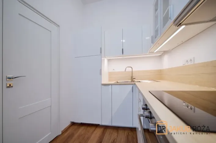 Pronájem bytu 2+kk, Mladé Buky, 38 m2