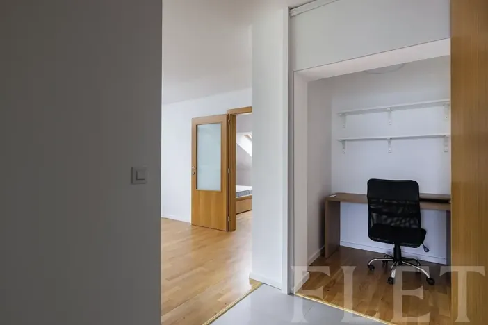 Pronájem bytu 3+kk, Praha - Smíchov, Na Popelce, 63 m2