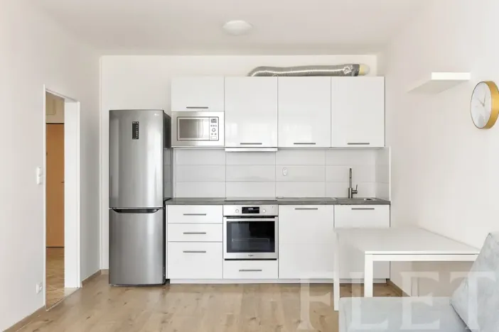 Pronájem bytu 2+kk, Praha - Vysočany, Pod Harfou, 48 m2