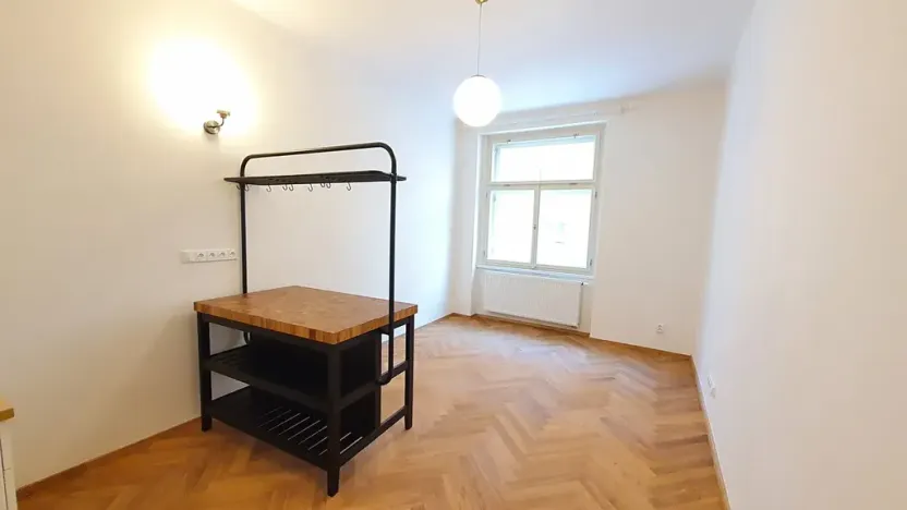 Pronájem bytu 1+kk, Praha - Vinohrady, Slezská, 26 m2
