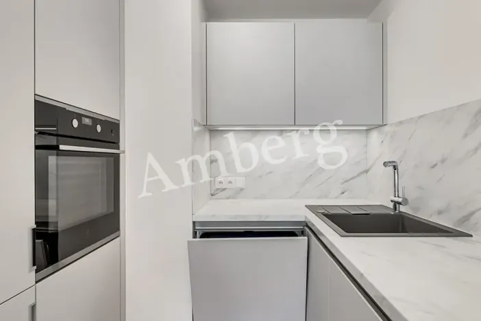 Pronájem bytu 2+kk, Praha - Karlín, U Mlýnského kanálu, 56 m2