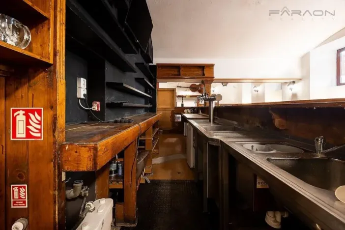 Pronájem restaurace, Praha - Vinohrady, Chorvatská, 207 m2