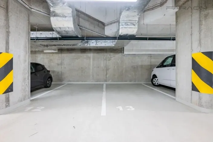 Pronájem bytu 3+kk, Praha - Karlín, Sokolova, 86 m2