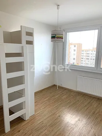 Pronájem bytu 3+1, Zlín, Budovatelská, 68 m2