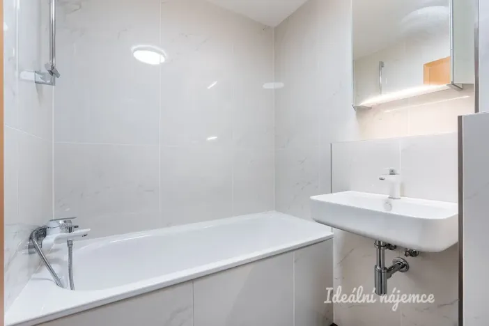 Pronájem bytu 3+kk, Praha - Třebonice, Do zahrádek II, 80 m2