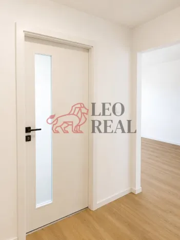 Prodej bytu 2+kk, Praha - Kobylisy, Šiškova, 46 m2
