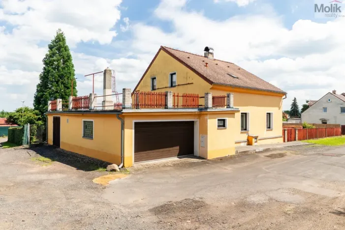 Prodej rodinného domu, Dubí - Drahůnky, B. Němcové, 210 m2
