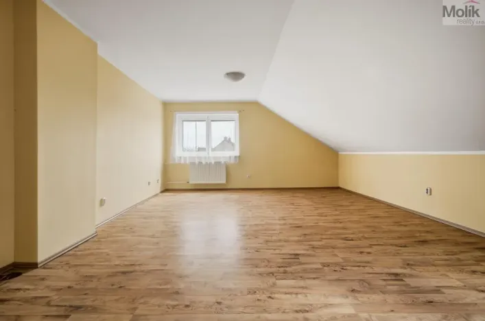 Prodej rodinného domu, Dubí - Drahůnky, B. Němcové, 210 m2