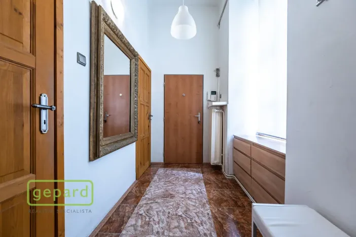 Pronájem bytu 2+1, Praha, Řeznická, 65 m2