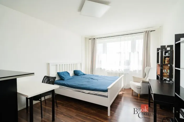 Prodej bytu 1+kk, Praha - Háje, Bajkonurská, 27 m2