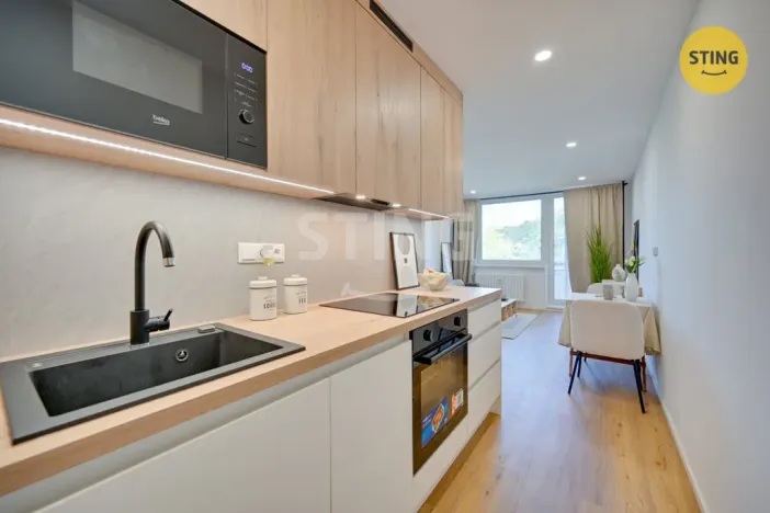 Prodej bytu 1+kk, Zlín, Družstevní, 33 m2