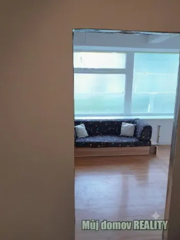 Pronájem obchodního prostoru, Praha - Vysočany, 20 m2