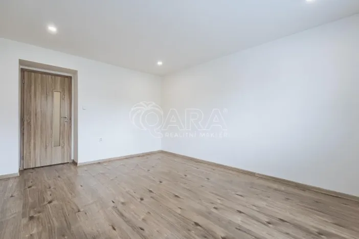 Prodej bytu 3+1, Praha - Satalice, U obory, 78 m2
