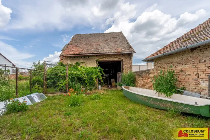 Prodej rodinného domu, Hrušovany nad Jevišovkou, 90 m2