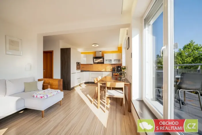 Prodej bytu 2+kk, Praha - Horní Počernice, Studnická, 73 m2