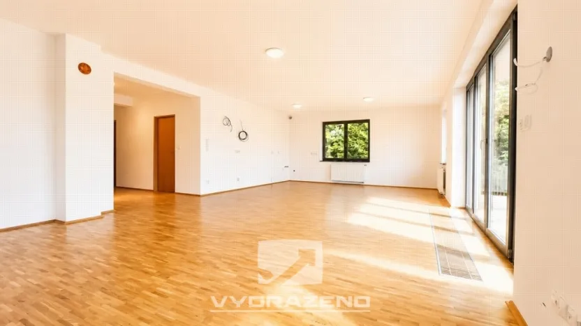 Prodej bytu 5+1, Roztoky, 176 m2