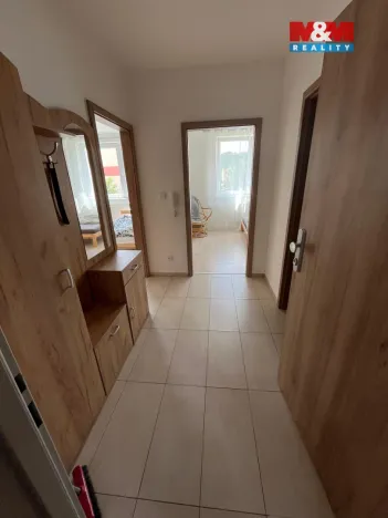 Pronájem bytu 2+kk, Jince, Zborovská, 39 m2