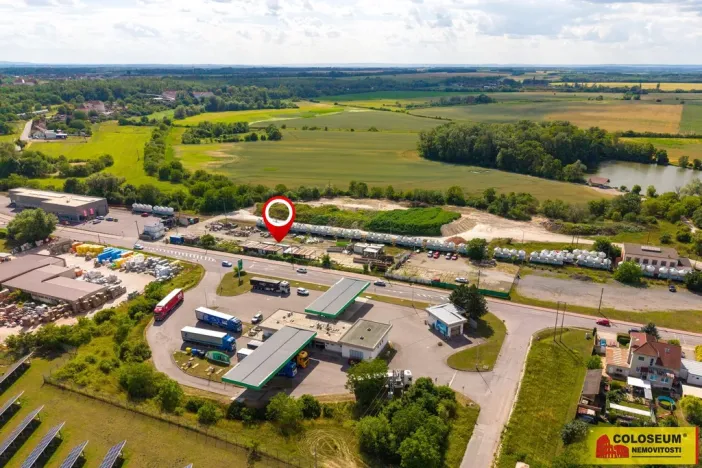Prodej komerčního pozemku, Hrušovany nad Jevišovkou, 4112 m2